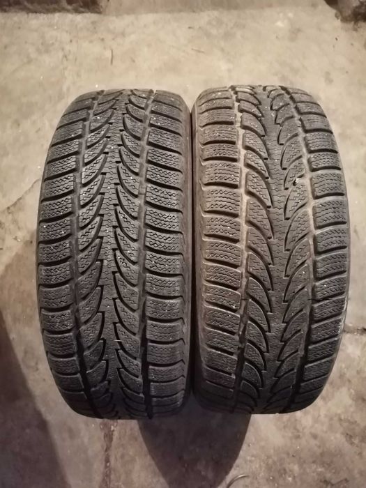 Продавам 2 броя зимни гуми 205.55.16 на 1 сезон дот 2019 Nokian