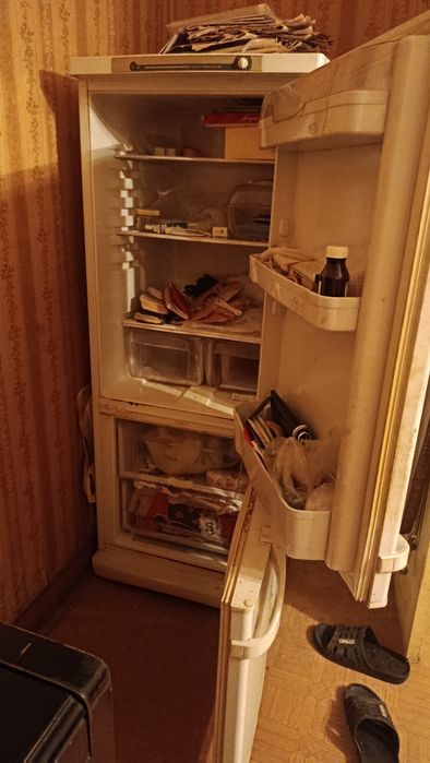 Холодильник Indesit, б/у.
