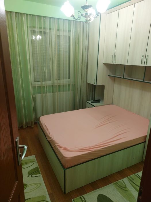 Persoana fizica închiriez apartament 2 camere