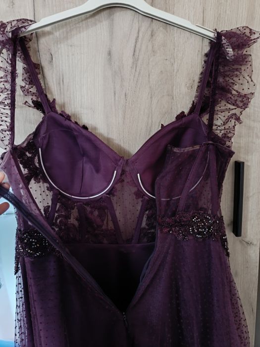 Официална рокля в цвят лилаво размер С-М