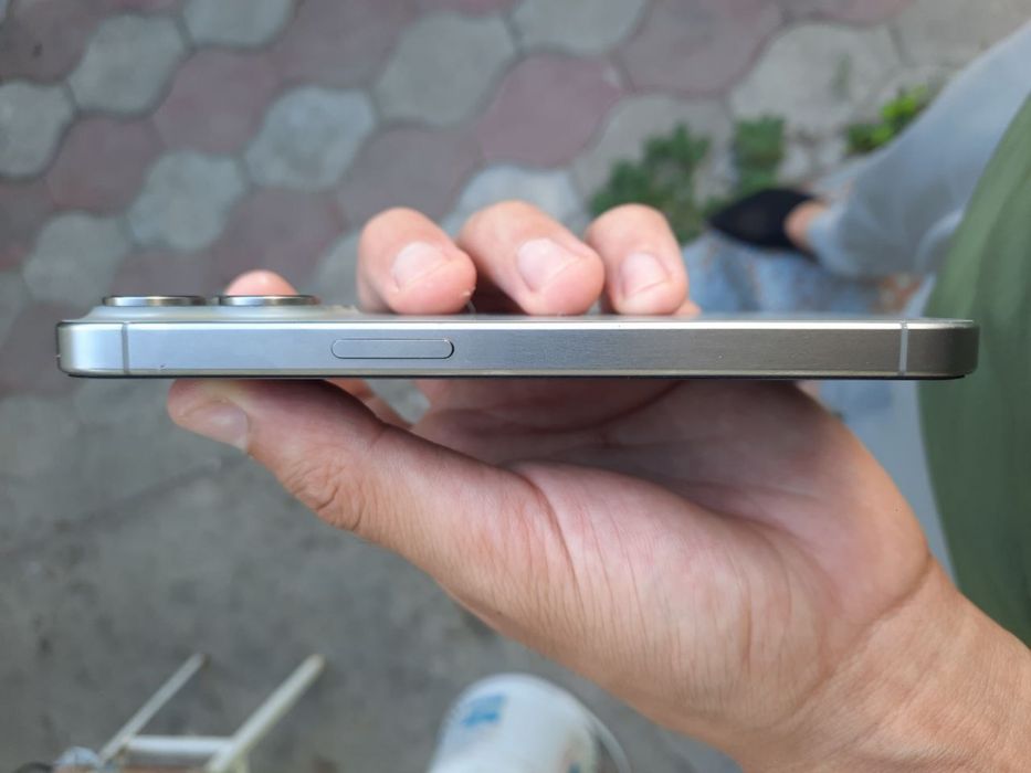 Iphone 15 Pro 2 ta sim