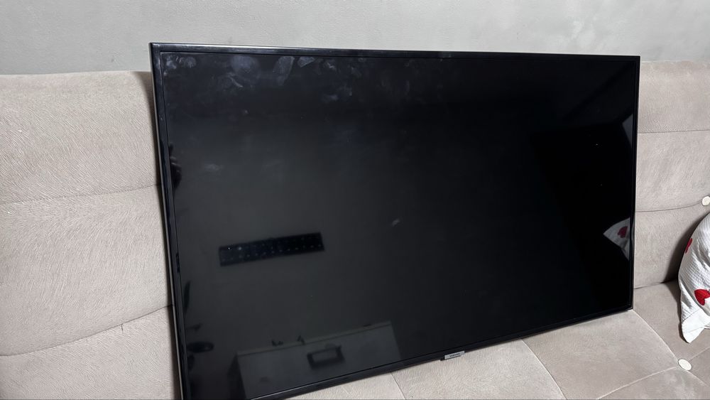 Продам Телевизор SAMSUNG 43 дюйма