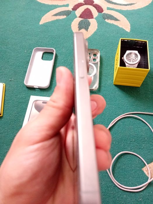 IPHONE15 PRO +подарок
