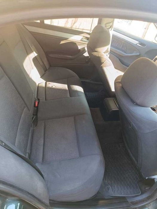 Vând BMW 318i Facelift