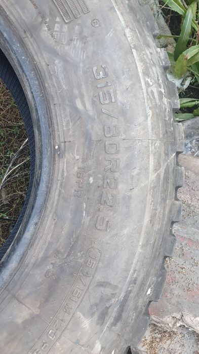 Продам грузовые шины
