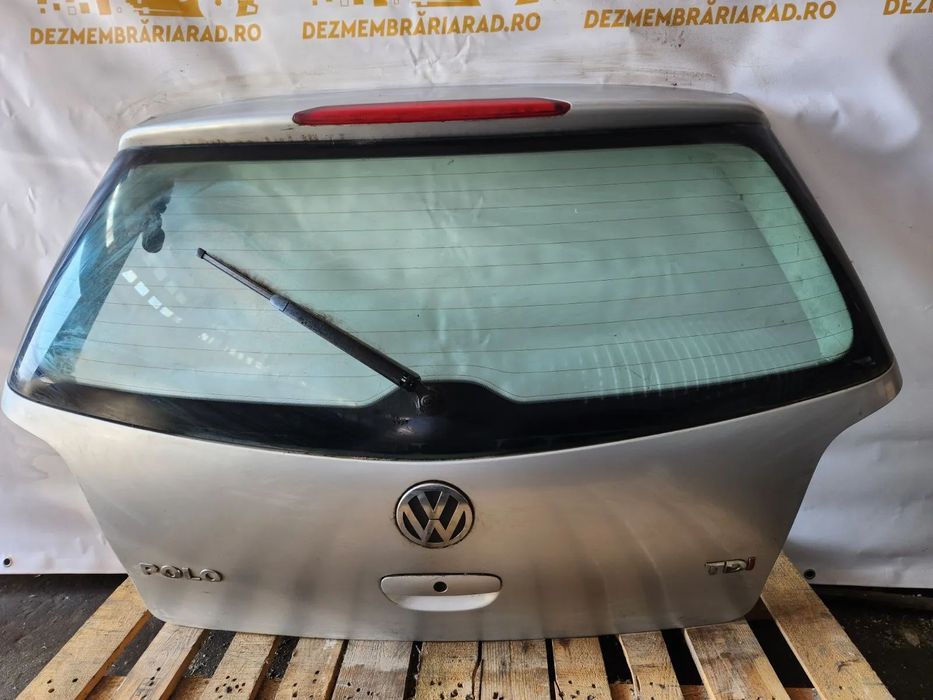 Haion Hayon Cu Luneta Vw Polo 9N An 2002-2003-2004-2005-2006-2007-2008 - Dezmembrari Arad