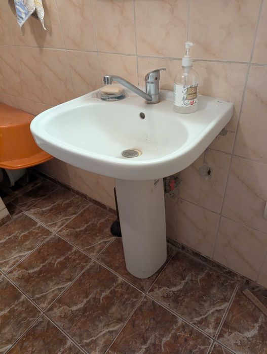 Set chiuveta baie, vas wc, cada, oglinda baie