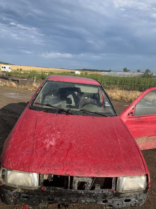 Продава се Volkswagen Polo Classic – цяла за части