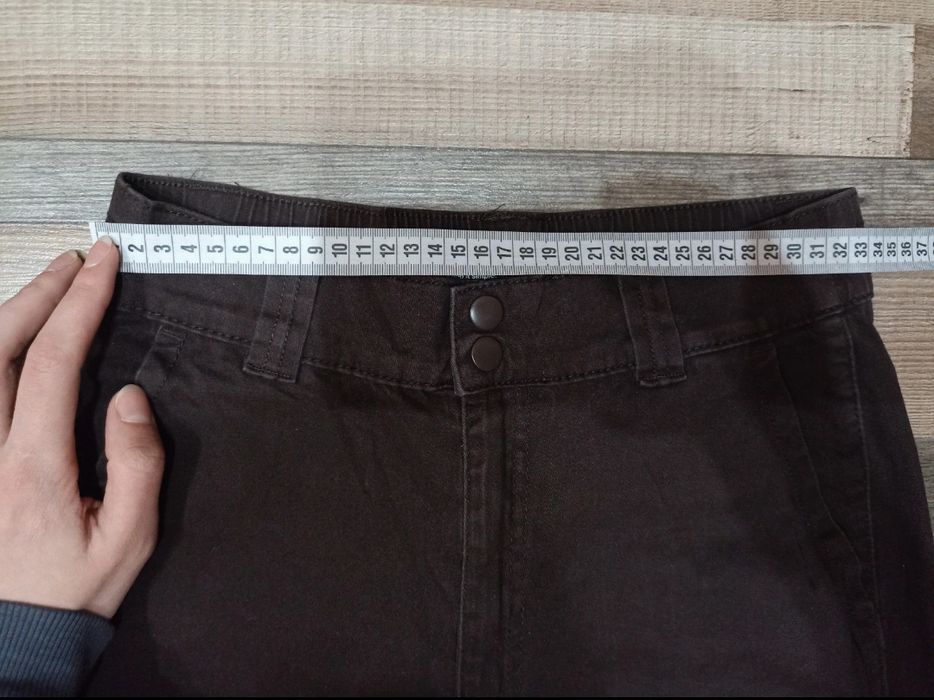 Pantaloni cargo House Brand