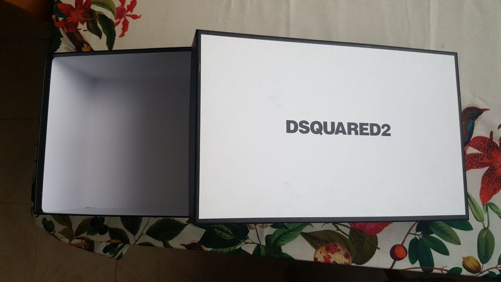 BURBERRY, Ermenegildo Zegna, Bikkembergs