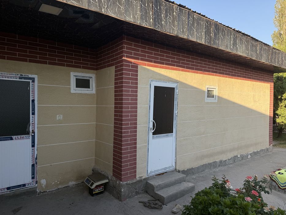Продается дом в Ароме. 11км от Янги Узбекистана