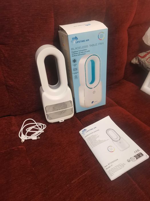 Ventilator lampa Lifetime Air, de masa
