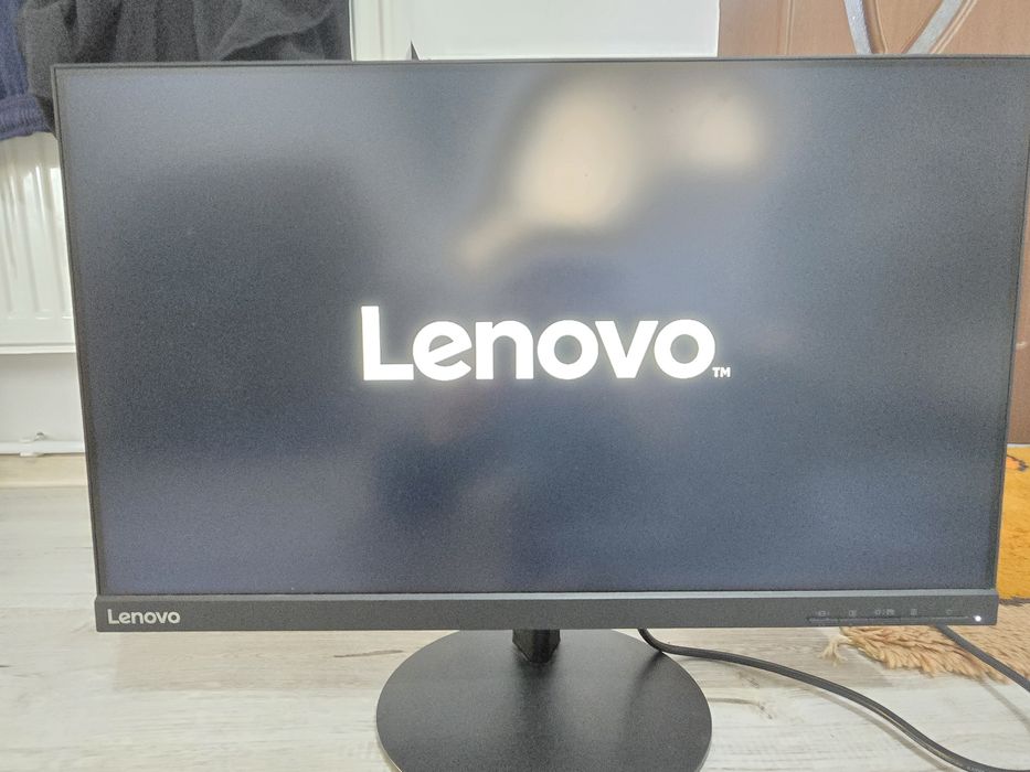 SET Monitor 23.8" IPS Lenovo L24E-20 + Spacer Wired USB Desktop Kit