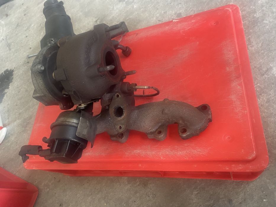 Turbina Audi a4 b8 2.0 TDI Caga 143 cai