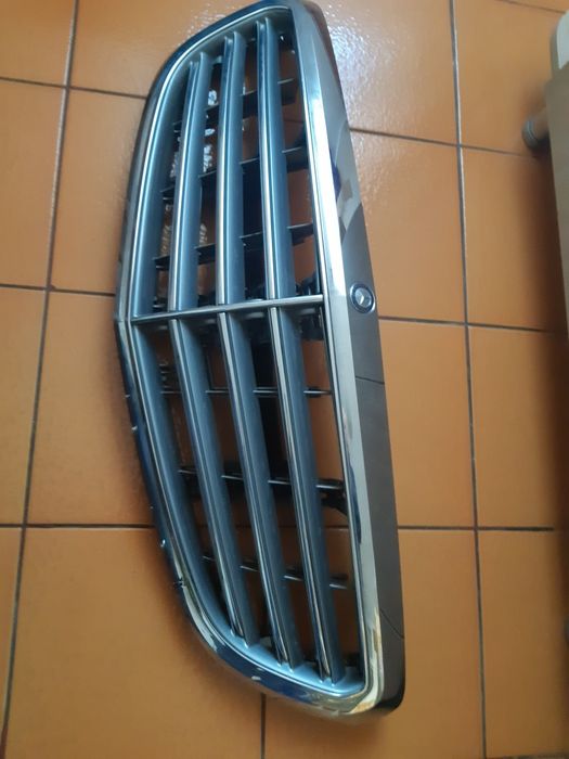 Grilă Mercedes C