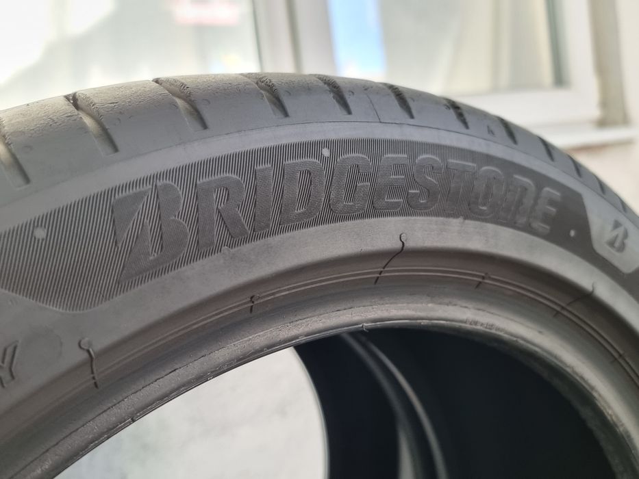 "Dot 23" 225/45/17 Bridgestone 2Броя: 110€ 6.6мм