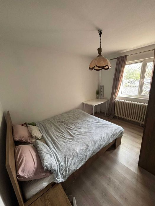 Particular inchiriez Apartament 2 camere bdul Brancoveanu stradal - 350 euro