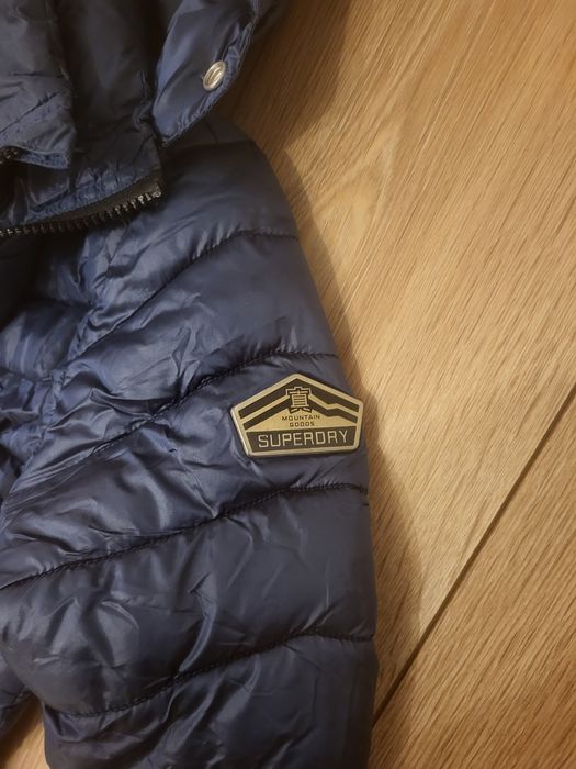 Geaca Superdry albastru metalizat