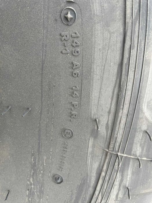 184-26 Peltas Cauciucuri noi de tractor Taff ori Combina