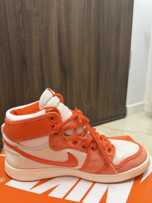 Adidasi Nike Jordan