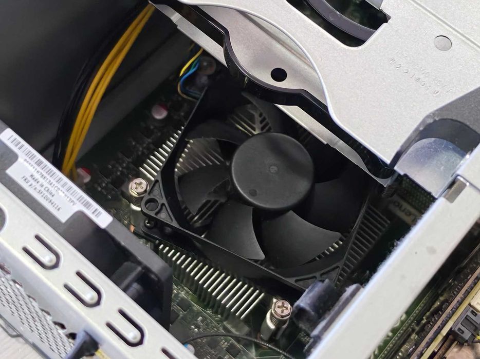 Компютър Lenovo IdeaCentre Gaming 5 17IAB7 – i5-12400F / RTX 3050 8GB / 16GB RAM / 512GB SSD