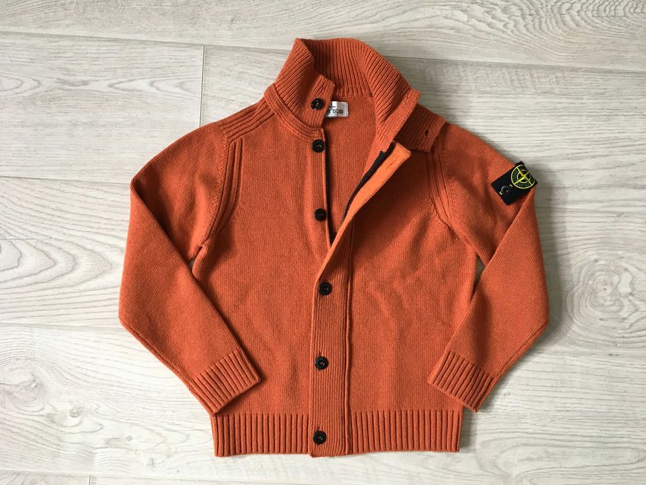 stone island жилетка за момче 128 см
