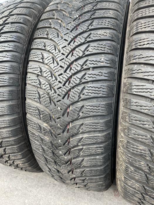 4 бр. зимни гуми 215/65/16 Kumho  6 mm DOT 2817