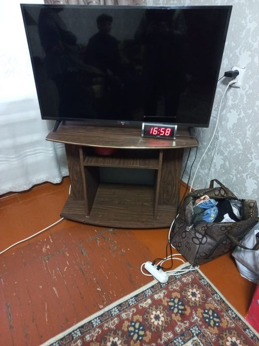 Отдам бесплатно мебель.