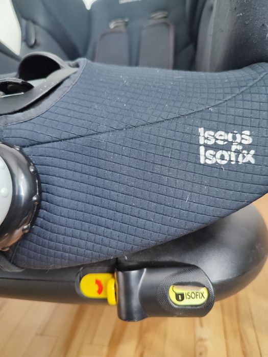 Столче за кола bebe confort Iseos Isofix