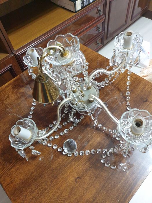 Продаю люстру,чешское стекло.