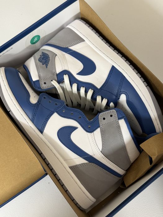 Nike Air Jordan 1 Retro High OG True Blue