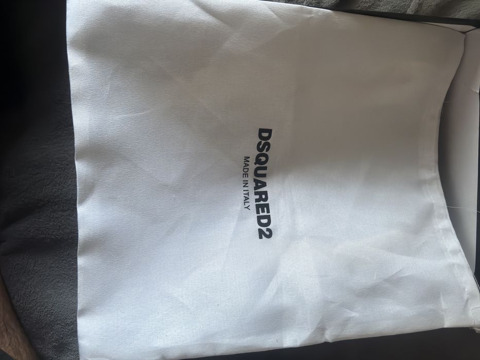 Vand adidasi dsquared