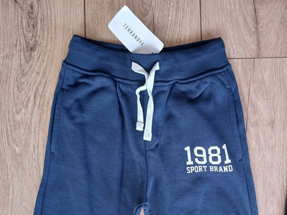 Нови долнища TerraNova размер 104-110см за 4-5 години