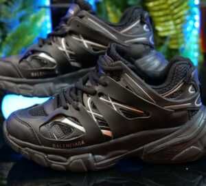 Balenciaga track Цвят- Черно. Реални снимки