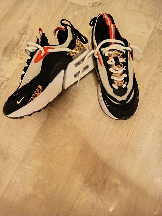 Adidași Nike furyosa noi