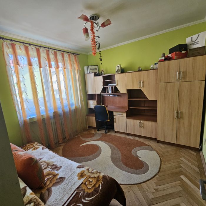 Vând apartament cartierul Ștrand