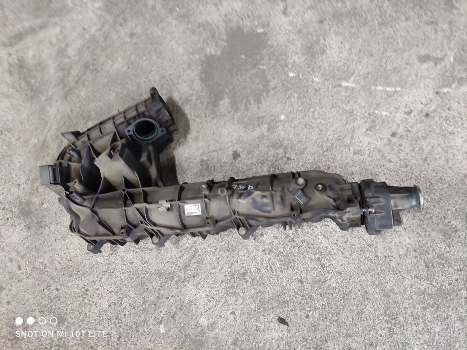 Всмукателен колектор за BMW F10,F11,F01,F30,F25