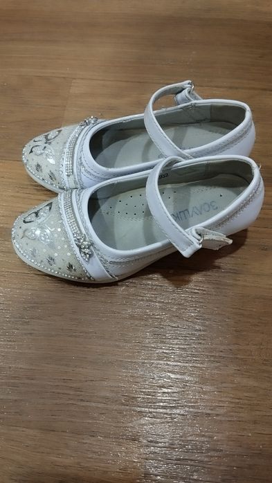 Продам туфельки.