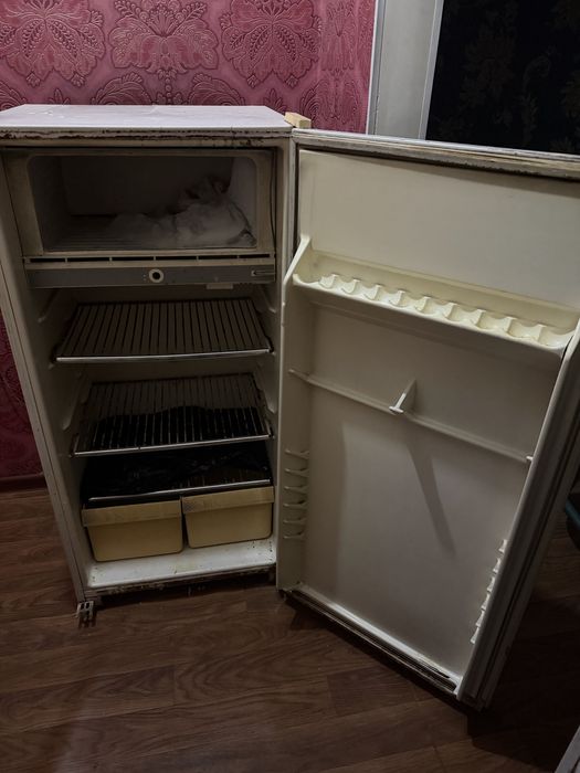 Продам холодильник б/у