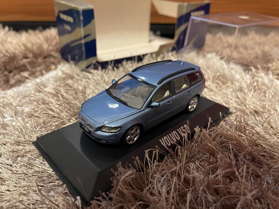 Volvo V50 Minichamps 1:43