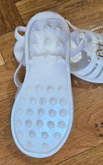 Sandale din cauciuc River Island marimea 28