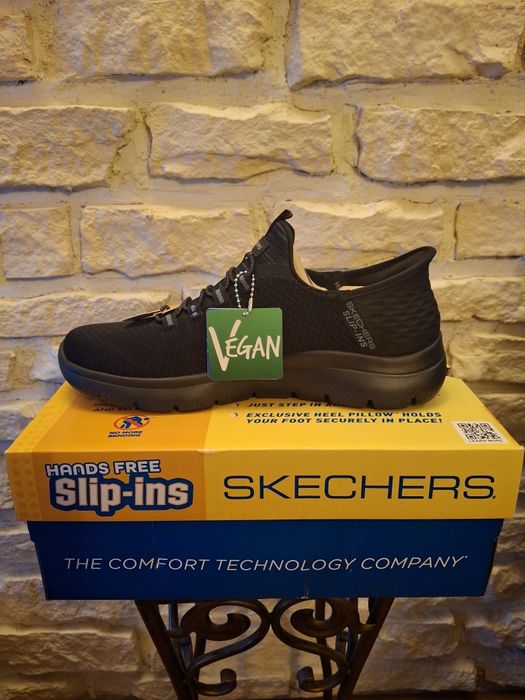 Adidași skechers mărimea 40