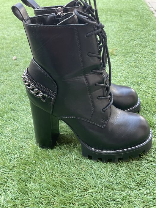 Ghete Deezee marimea 36