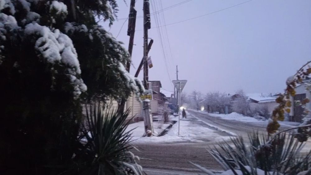 Жомбой Марказида Ховли Сотилади !