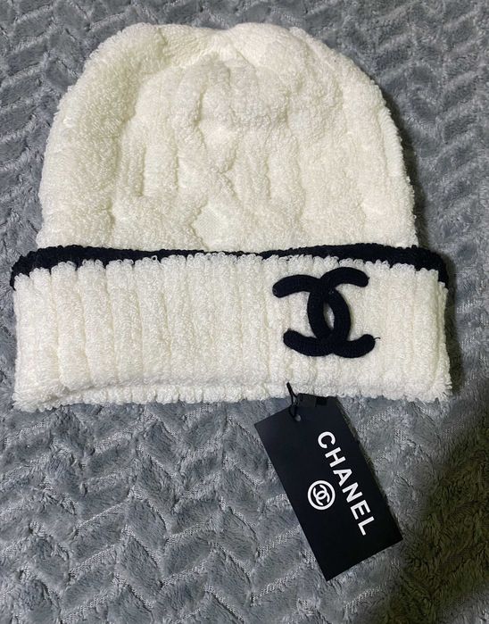 Căciulă Chanel damă universală