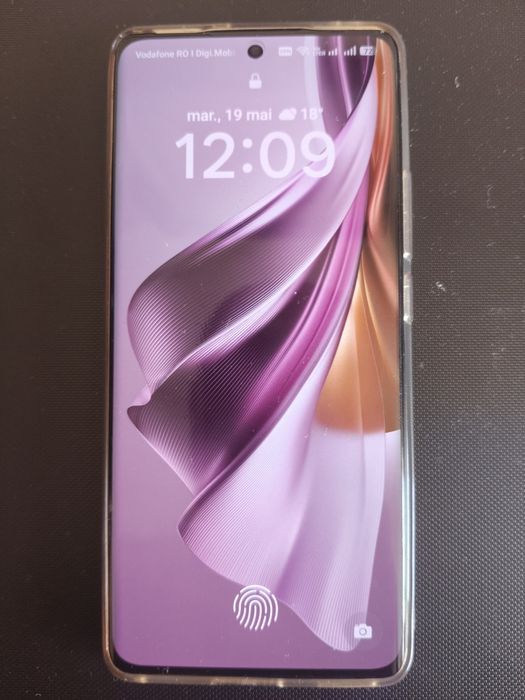 Vând Oppo reno 10 5G impecabil ca nou
