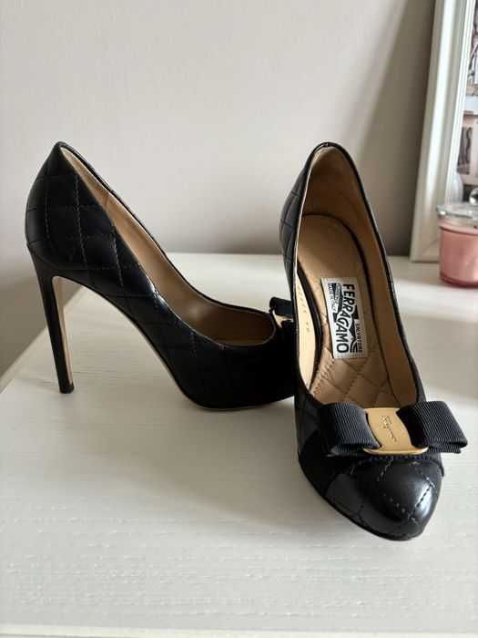 Туфли Salvatore Ferragamo 36 размер