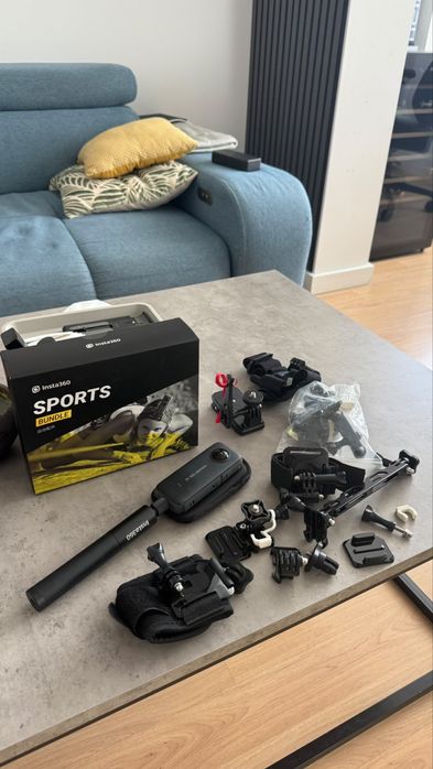 Insta360 One X2 + accessories + sd card 128GB