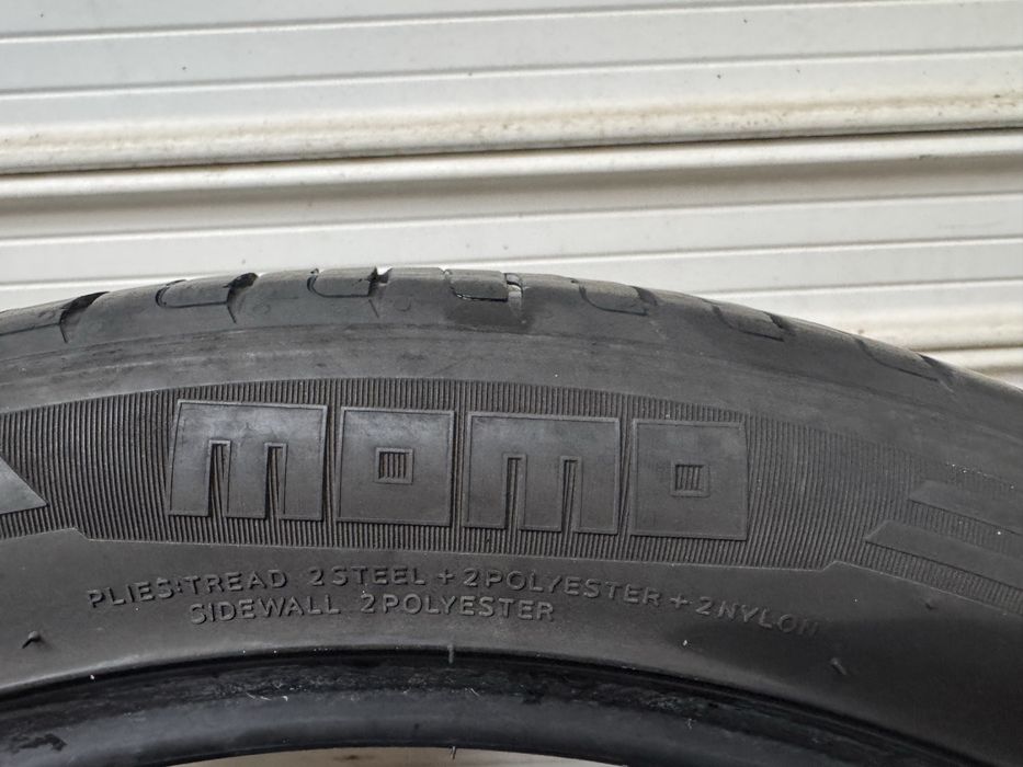 Автомобилни гуми 255 40 19 Momo