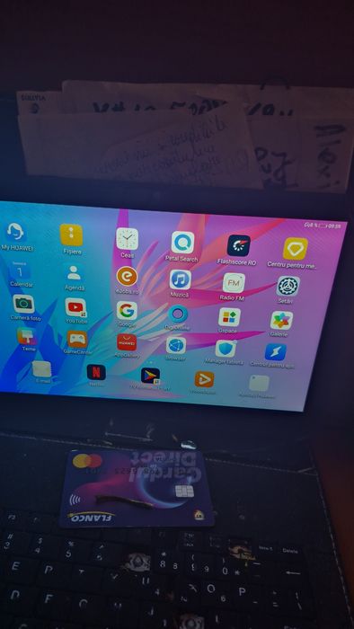 Tableta Huawei T 10  utiluzata 3 luni 270 roni  Este ca noua